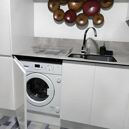 Bloom Court -Sleeps 4-Free Parking With Workstation & High-Speed Wifi Apartamento Birmingham Exterior foto